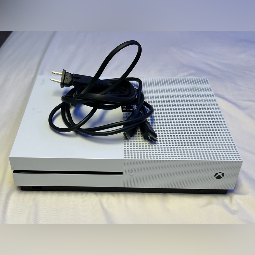White Xbox 1 S 500gb